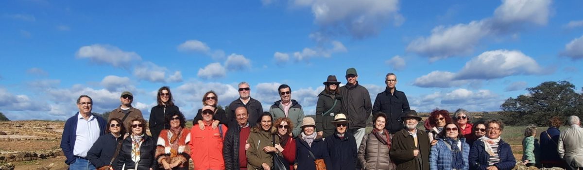 Así fue la excursión al yacimiento de Tejada la Vieja